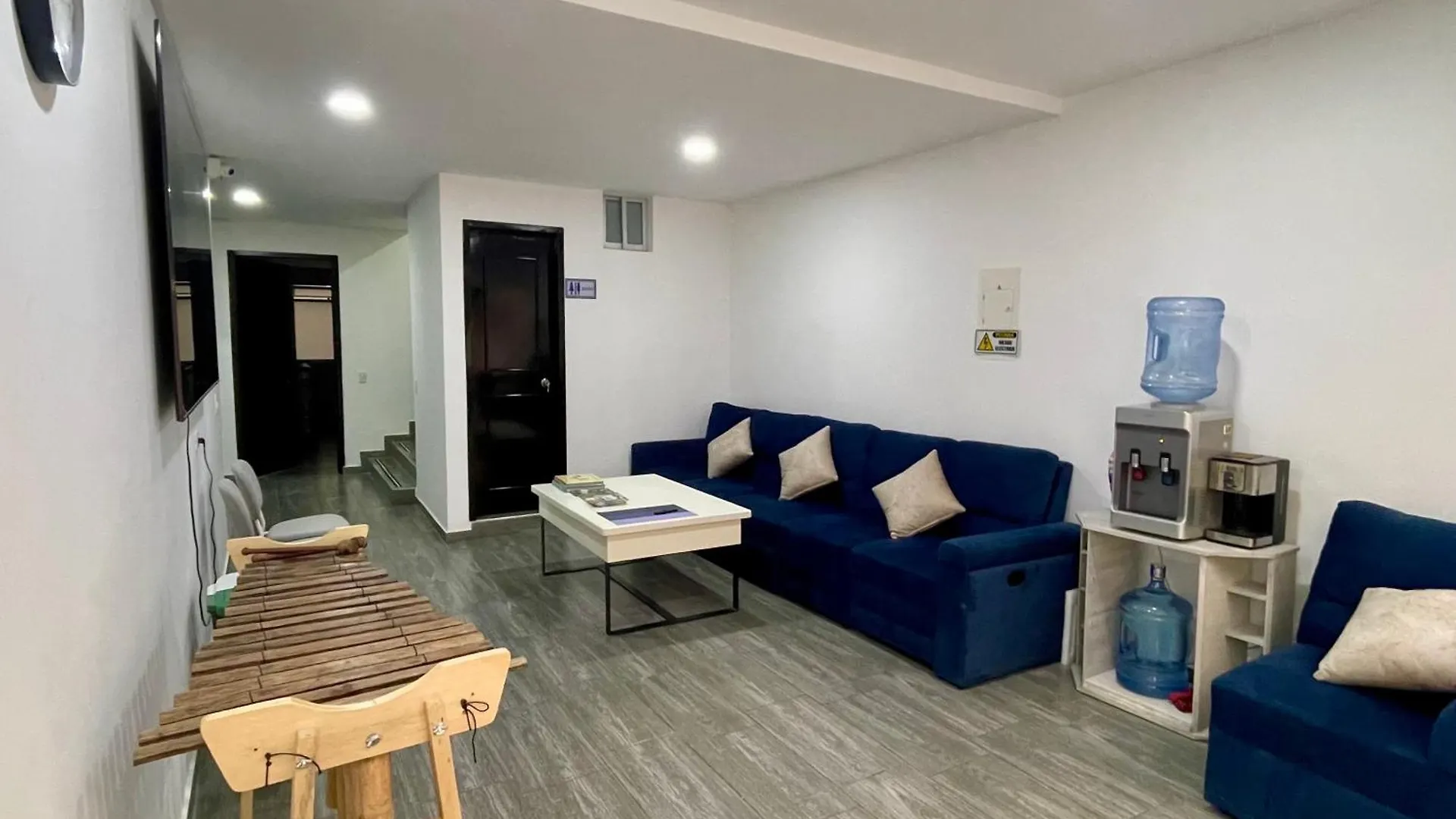 Apartamento Outlanders House Bog Airport Bogotá Habitación en casa particular