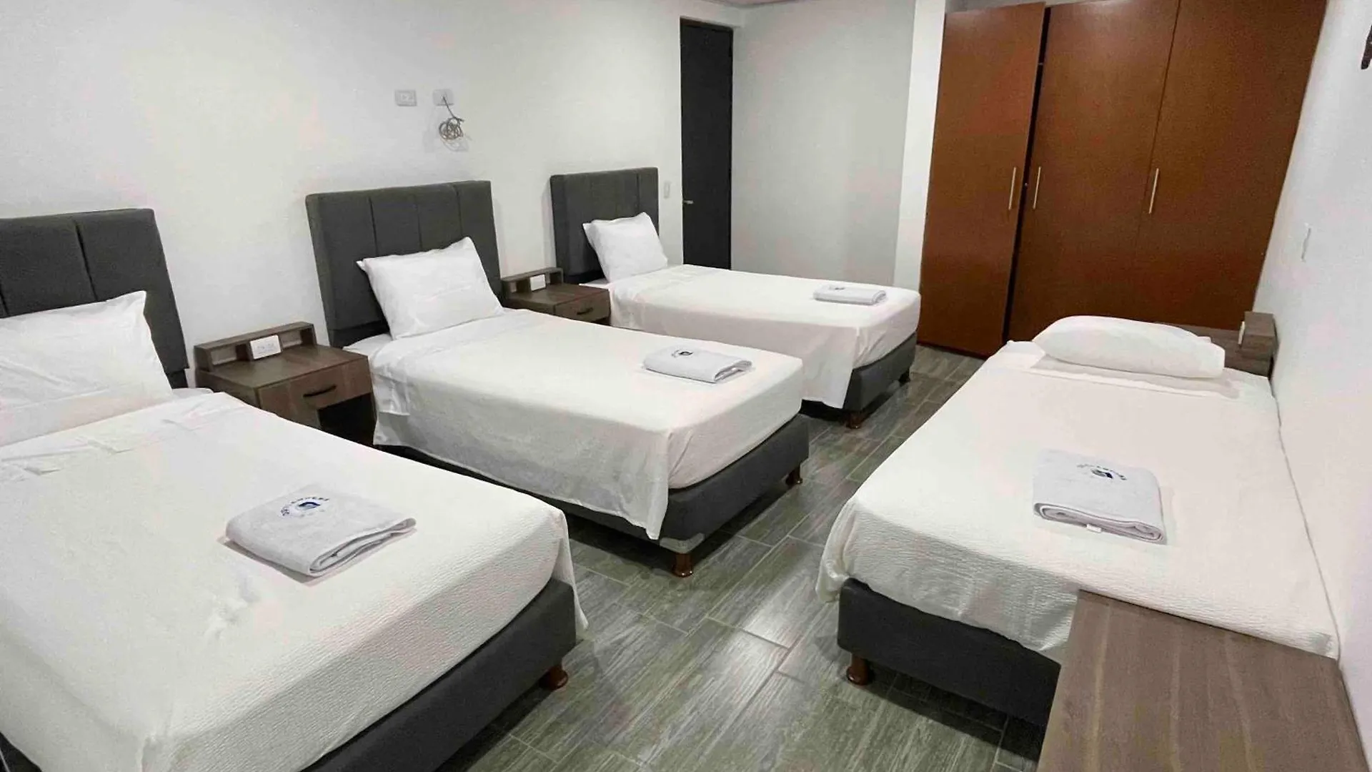 Apartamento Outlanders House Bog Airport Bogotá 0*,