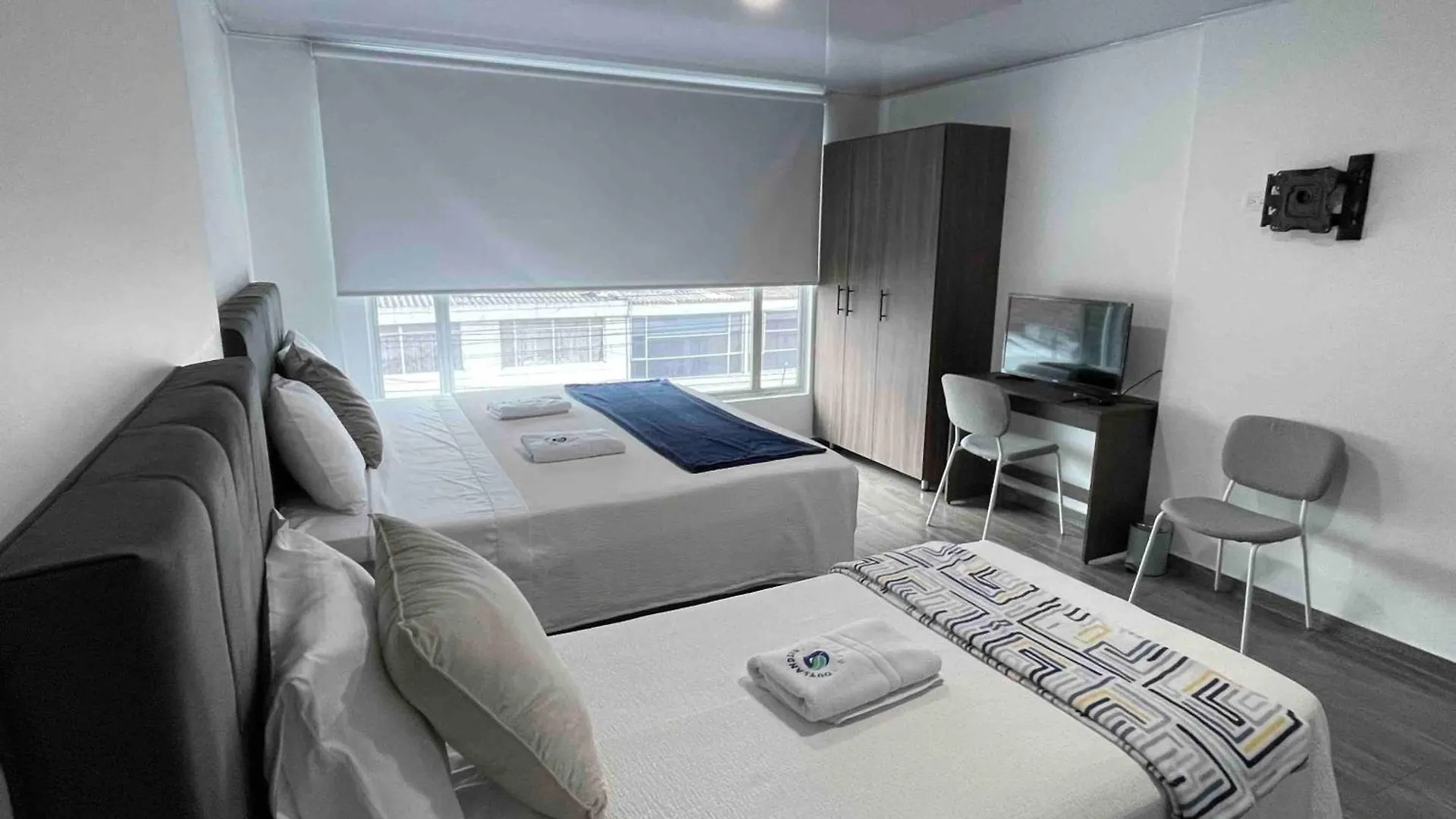 Habitación en casa particular Apartamento Outlanders House Bog Airport Bogotá Colombia
