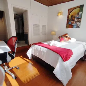 Habitación en casa particular Unicentro Baño Y Balcón Privado Independiente